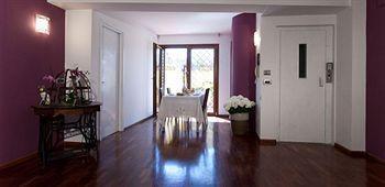 A Casa Di Elena Hotel CTA